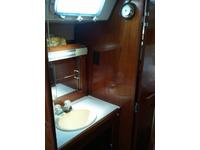 HUNTER 34 Click to launch Larger Image