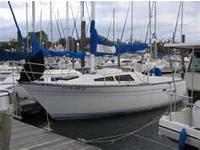 1984 Thunder Bay Ontario Canada Outside United States 27 Lancer 27 power sailor