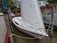 MacGregor 22 Click to launch Larger Image