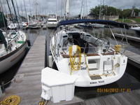 Beneteau 40 Click to launch Larger Image