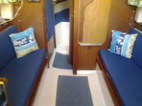 Catalina 27 Traditional interior Click to launch Larger Image