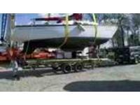 Seafarer Shoal draft 29 foot sloop Click to launch Larger Image
