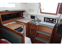 C&C 33mk1 Click to launch Larger Image