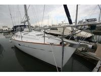 Beneteau 411 Click to launch Larger Image