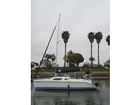 Hunter 25ft trailerable Click to launch Larger Image