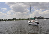 1979 Little Neck Bay New York 25 Cal 1979 Cal II 25