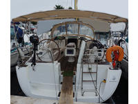 Beneteau France Oceanis 40 3-cabins Click to launch Larger Image