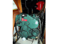 Beneteau France Beneteau OCEANIS 40 CC Click to launch Larger Image