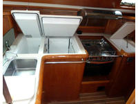 Jeanneau France Jeanneau SUN ODYSSEY 49 DS Click to launch Larger Image