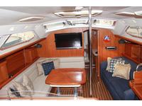 HUNTER 41 DS Click to launch Larger Image