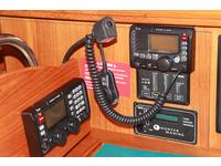 HUNTER 41 DS Click to launch Larger Image