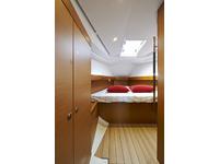 JEANNEAU 41 DS Deck Salon Click to launch Larger Image