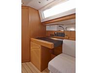 JEANNEAU 41 DS Deck Salon Click to launch Larger Image