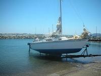 Hunter sailboat Click to launch Larger Image