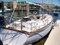 Endeavor 42 center console sloop Click to launch Larger Image