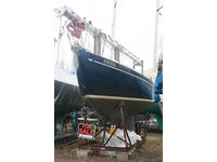  Douglas 32 Click to launch Larger Image