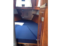 Hood - Naugus 30' Sloop Click to launch Larger Image