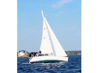 1979 Blackbeard Sailing Club New Bern North Carolina 27'3 Columbia 8.3