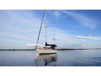 Migrator Yachts Block Island 40 Click to launch Larger Image