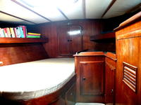 Oceanic pilothouse cruiser Oceanic 46 Click to launch Larger Image