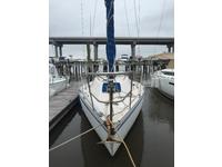 Canadian Sailcraft CS 33 Click to launch Larger Image