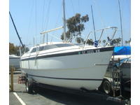 1997 MARINA DEL REY CA MASTUP STORAGE California 26' McGregor MCGREGOR