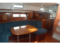 Beneteau 411 Click to launch Larger Image