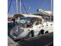 Beneteau 423 Partnership Click to launch Larger Image
