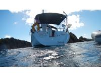 Beneteau 423 Partnership Click to launch Larger Image