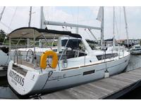 Beneteau Oceanis 41 Click to launch Larger Image