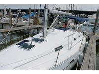 beneteau oceanis 331 Click to launch Larger Image