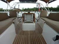 Jeanneau DS 45 Click to launch Larger Image