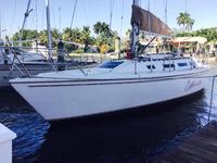 1983 Fort Lauderdale Florida 36 Catalina c-36 auxiliary sloop