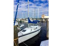 Hunter Hunter 31 Sloop Click to launch Larger Image