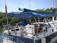 Lancer Lancer 42 motor sailer Click to launch Larger Image