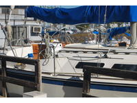 O'DAY Center Cockpit Sloop Click to launch Larger Image