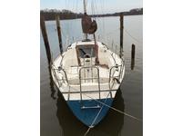 US YACHT 27' Click to launch Larger Image