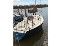 US YACHT 27' Click to launch Larger Image