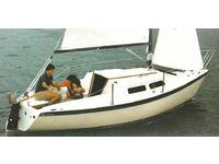 1987 Sarasota Sailing Squadron Florida 19 Wellcraft Starwind 19