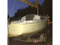 Catalina 22 Click to launch Larger Image