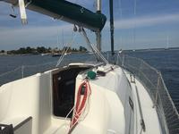 Beneteau Oceanis 281 Click to launch Larger Image