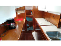 Beneteau Oceanis 36 CC Click to launch Larger Image