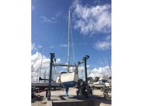 CAL Yachts CAL 35 MK II Click to launch Larger Image