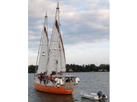 Caledonia Boatworks Bruce Roberts Click to launch Larger Image