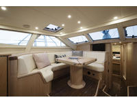 Discovery Yachts Discovery 55 Mk II Click to launch Larger Image