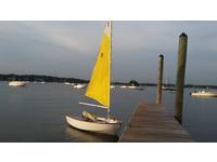 DYER DYER DHOW 9FT SAIL DINGHY MODEL Click to launch Larger Image