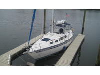 S2 Yachts S2 9.2C center cockpit Click to launch Larger Image