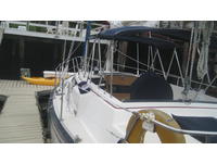 S2 Yachts S2 9.2C center cockpit Click to launch Larger Image