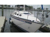 1987 Brooklyn in the water ready sail away New York 30' 0 S2 Yachts S2 9.2C center cockpit