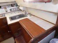 Hunter 30 Click to launch Larger Image